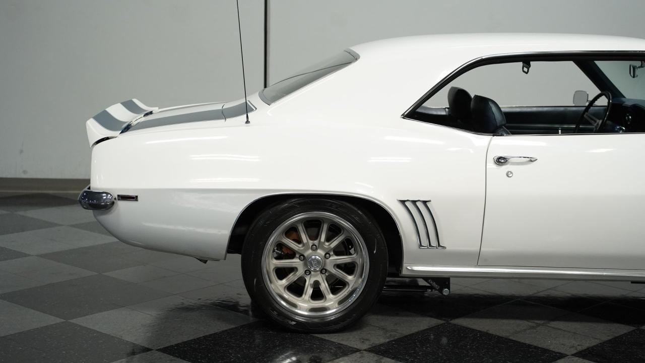 1969 Chevrolet Camaro Z/28 Tribute