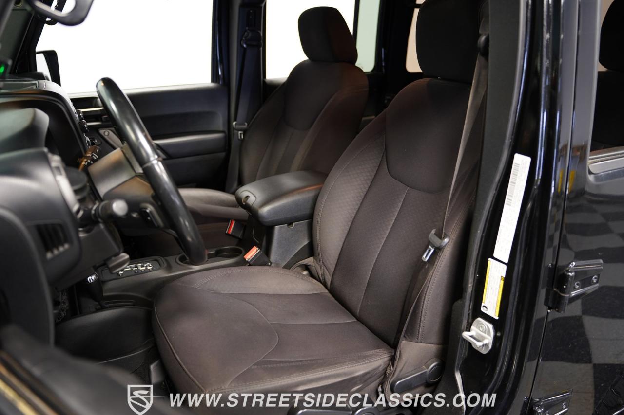 2014 Jeep Wrangler Unlimited Sport Hemi