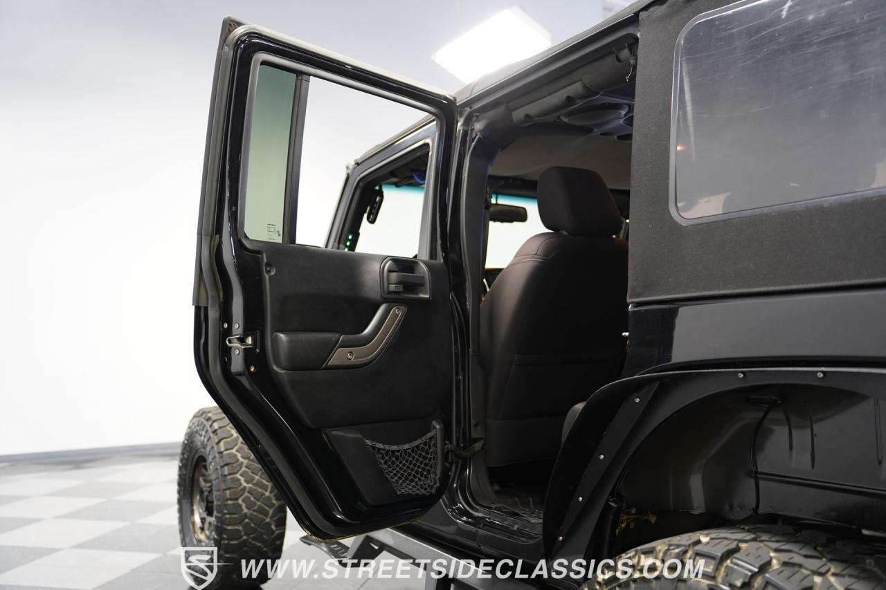 2014 Jeep Wrangler Unlimited Sport Hemi