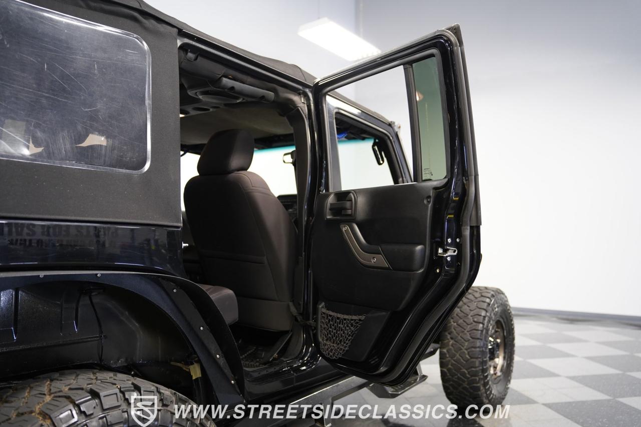 2014 Jeep Wrangler Unlimited Sport Hemi