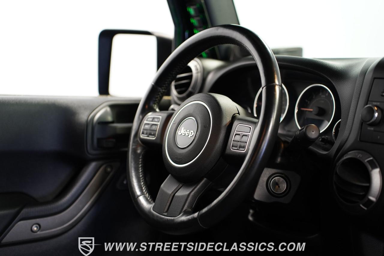 2014 Jeep Wrangler Unlimited Sport Hemi