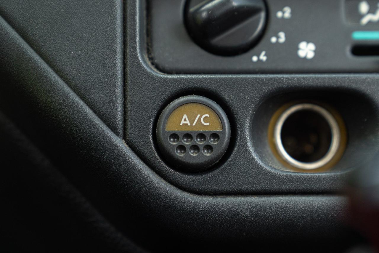 2003 Peugeot 106 REPLICA RALLY