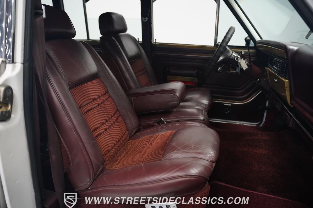 1988 Jeep Grand Wagoneer