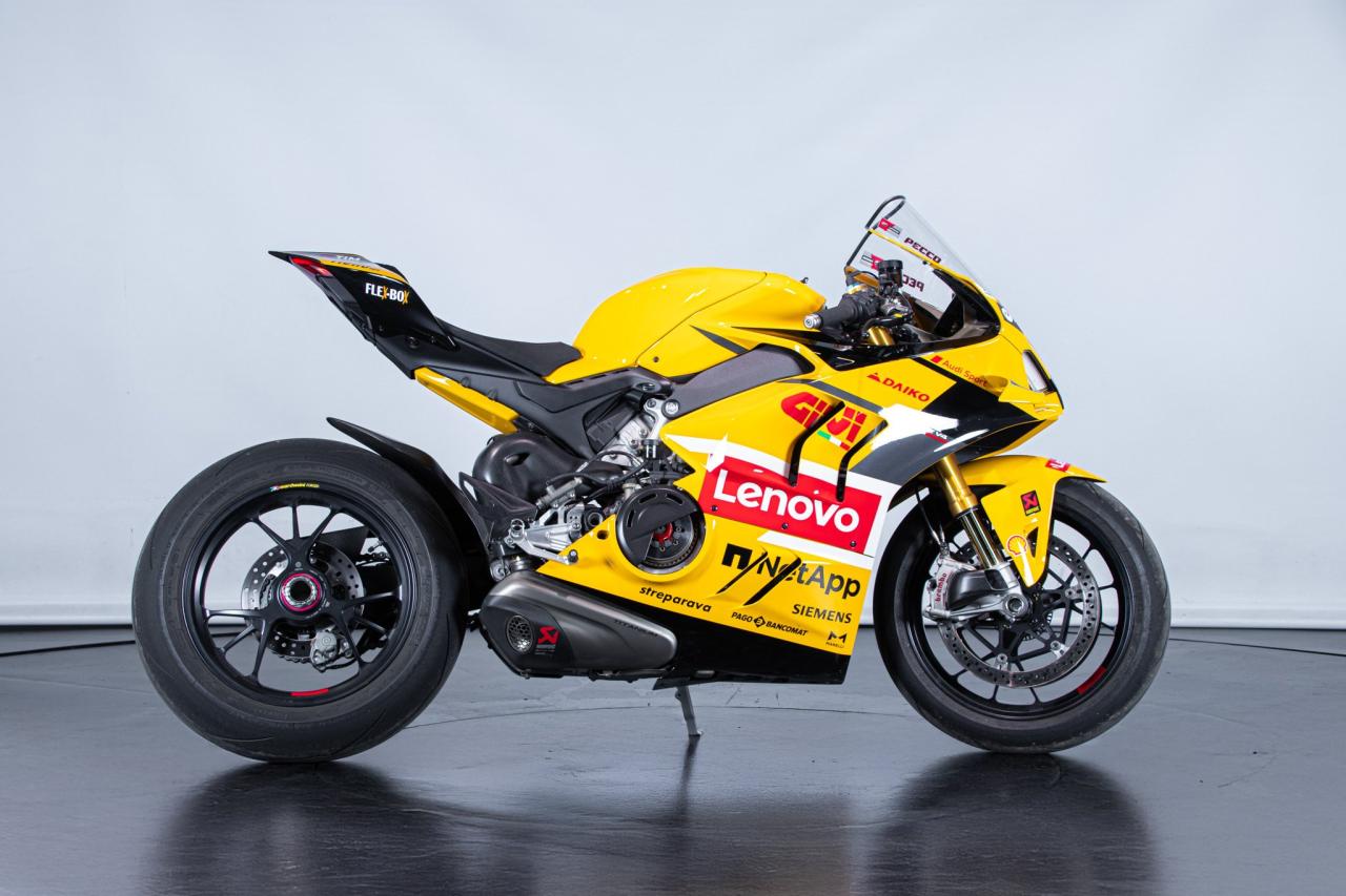 2024 Ducati PANIGALE V4 BAGNAIA WORLD CHAMPION REPLICA