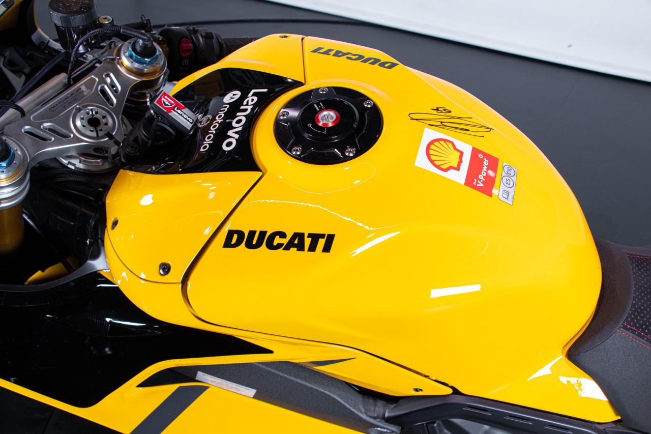 2024 Ducati PANIGALE V4 BAGNAIA WORLD CHAMPION REPLICA