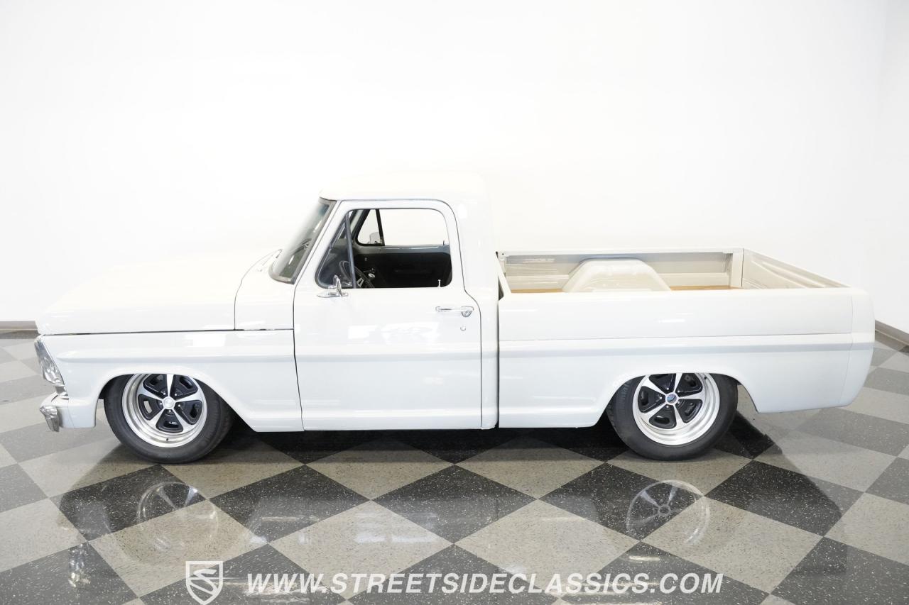 1968 Ford F-100 Supercharged restomod