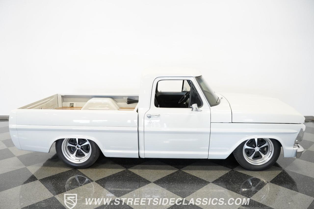 1968 Ford F-100 Supercharged restomod