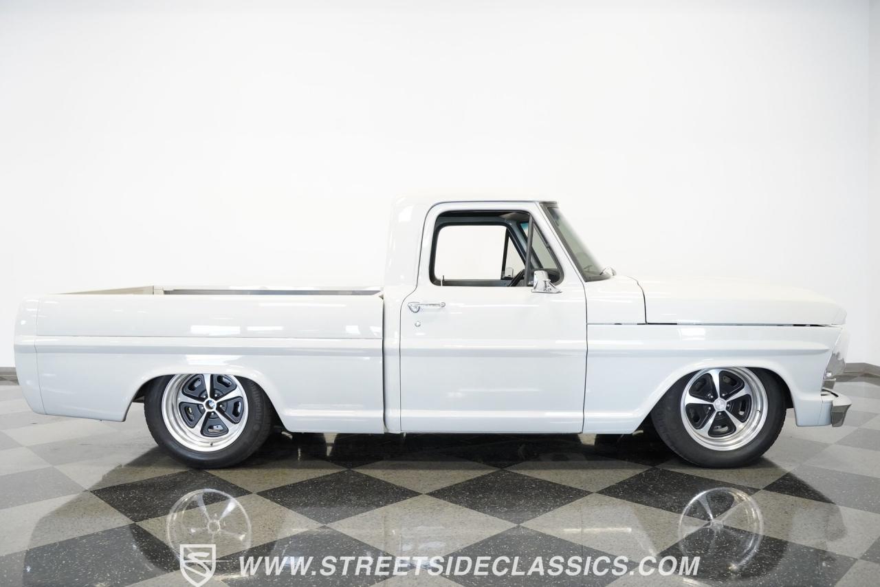 1968 Ford F-100 Supercharged restomod