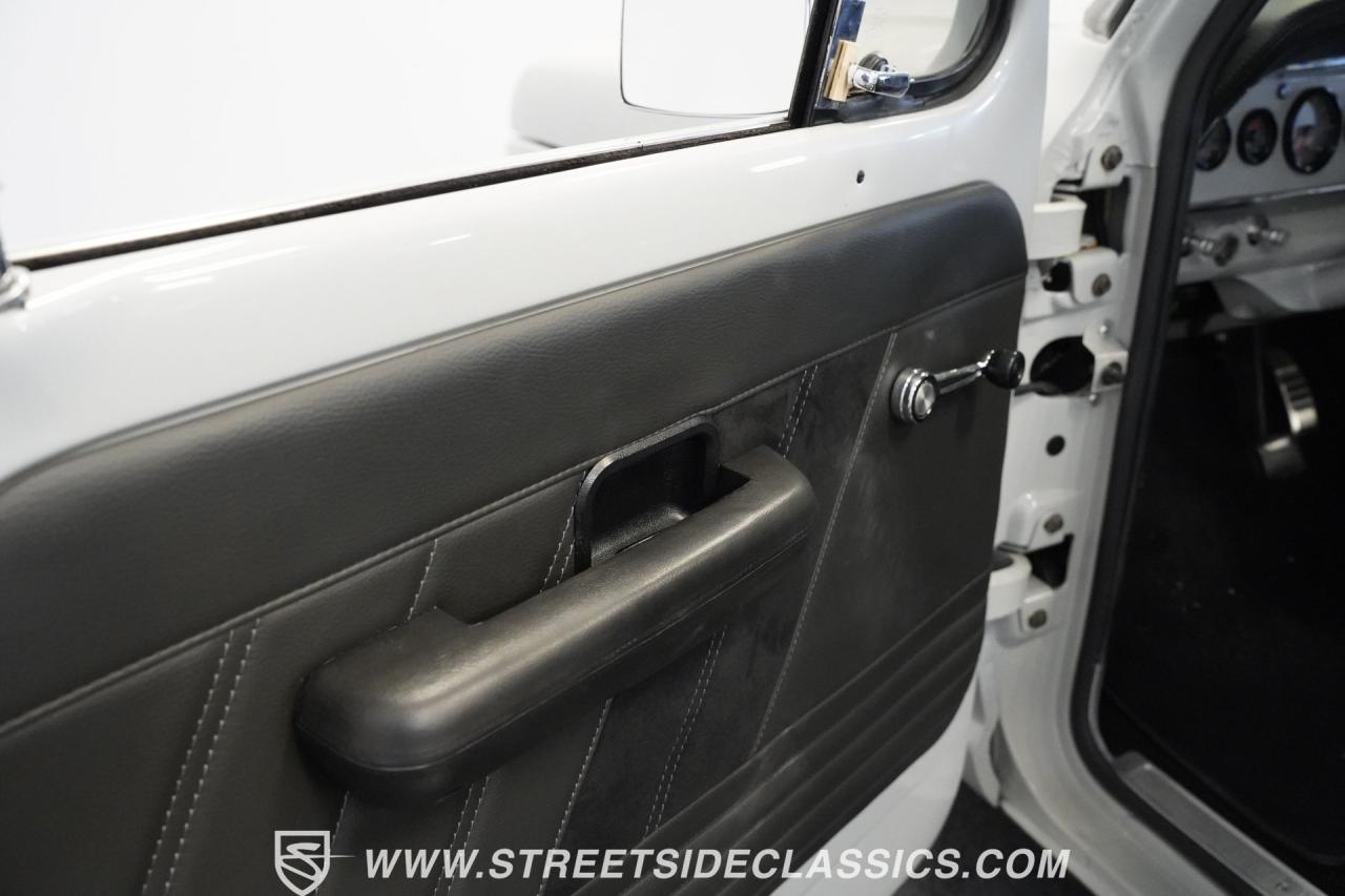 1968 Ford F-100 Supercharged restomod