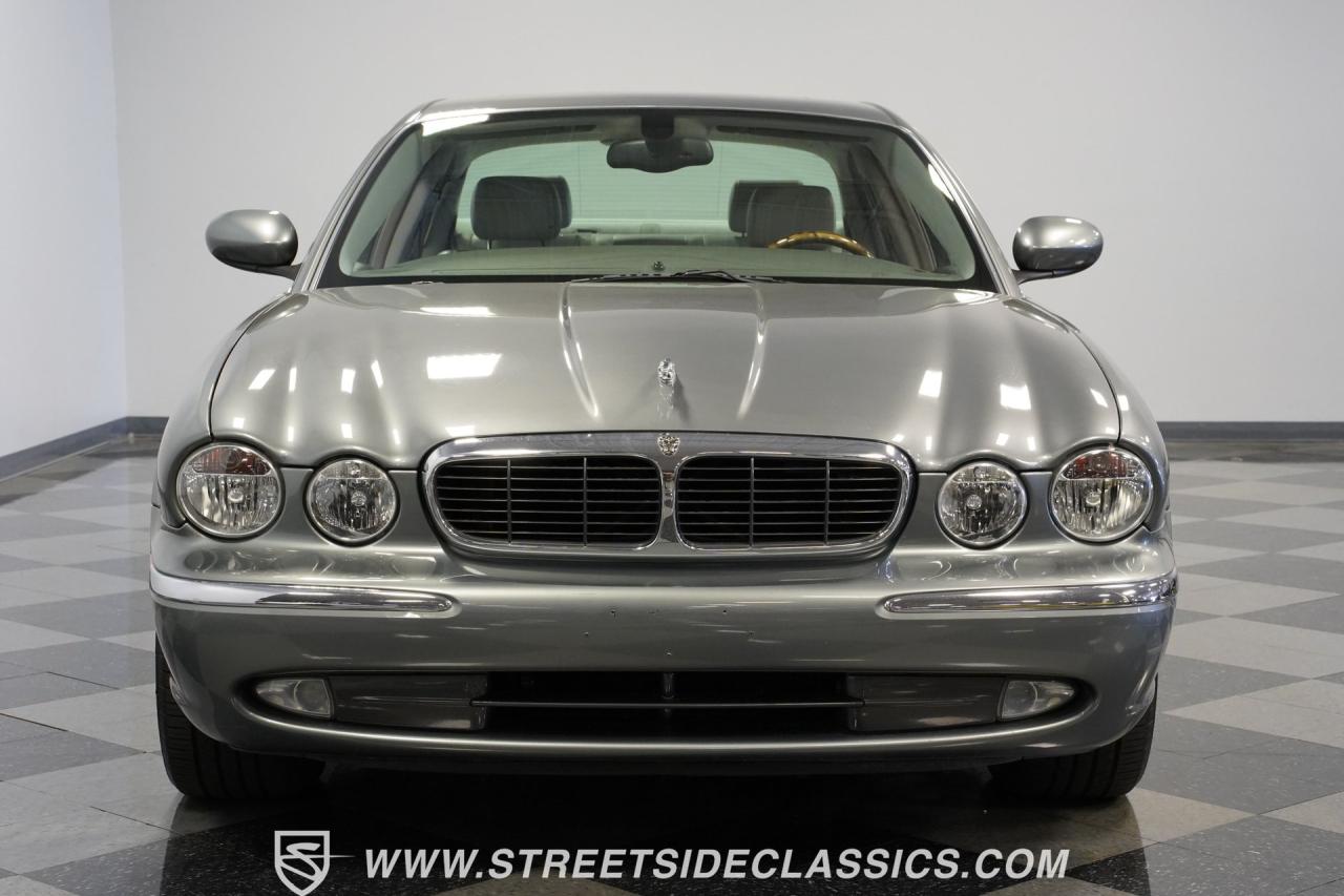 2004 Jaguar XJ8