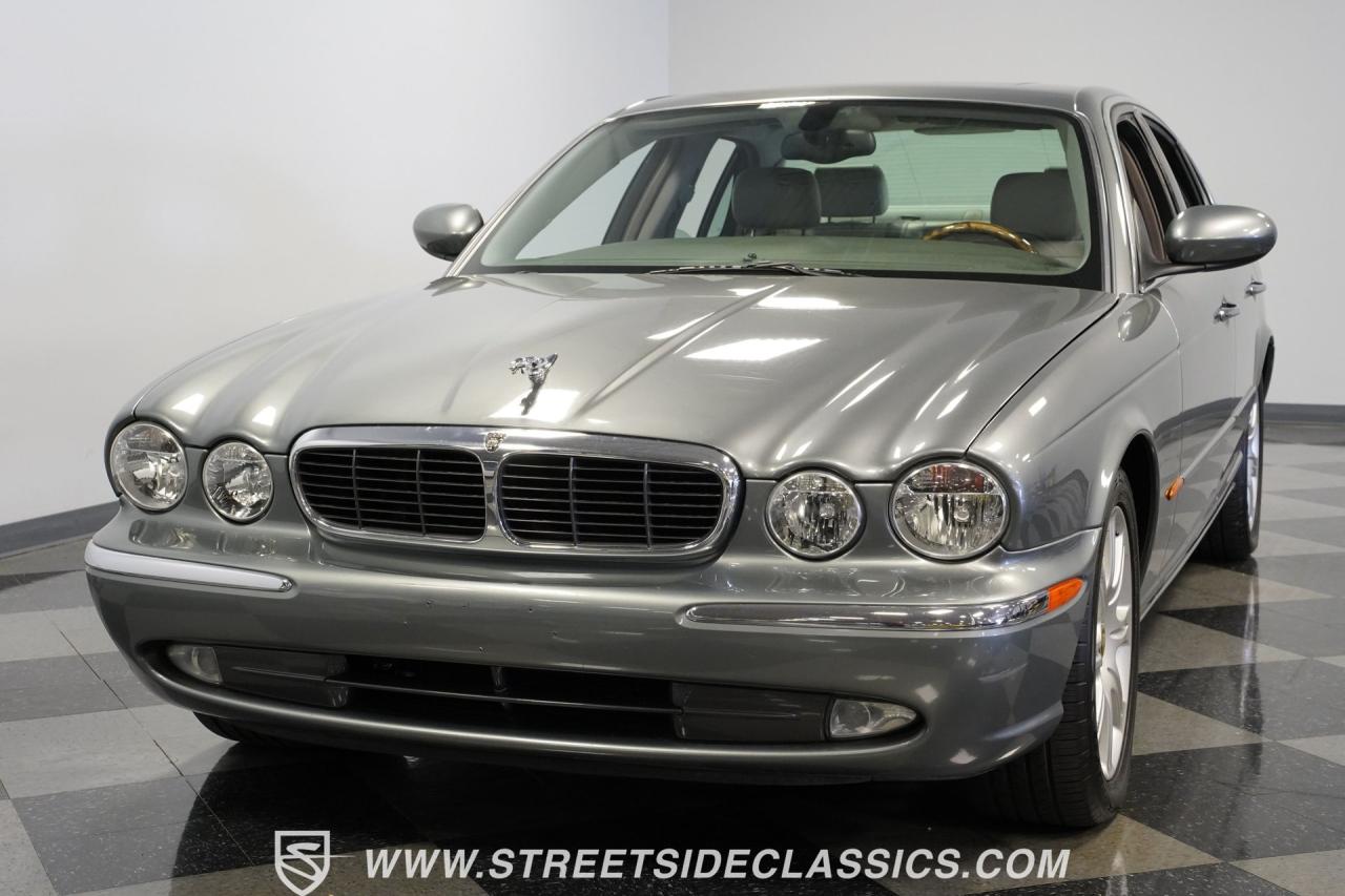 2004 Jaguar XJ8
