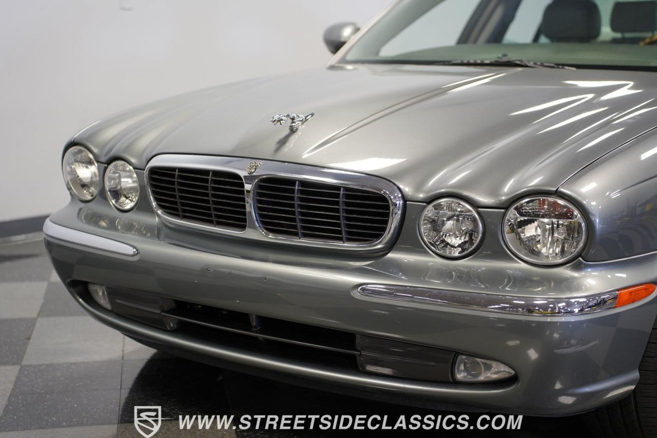 2004 Jaguar XJ8