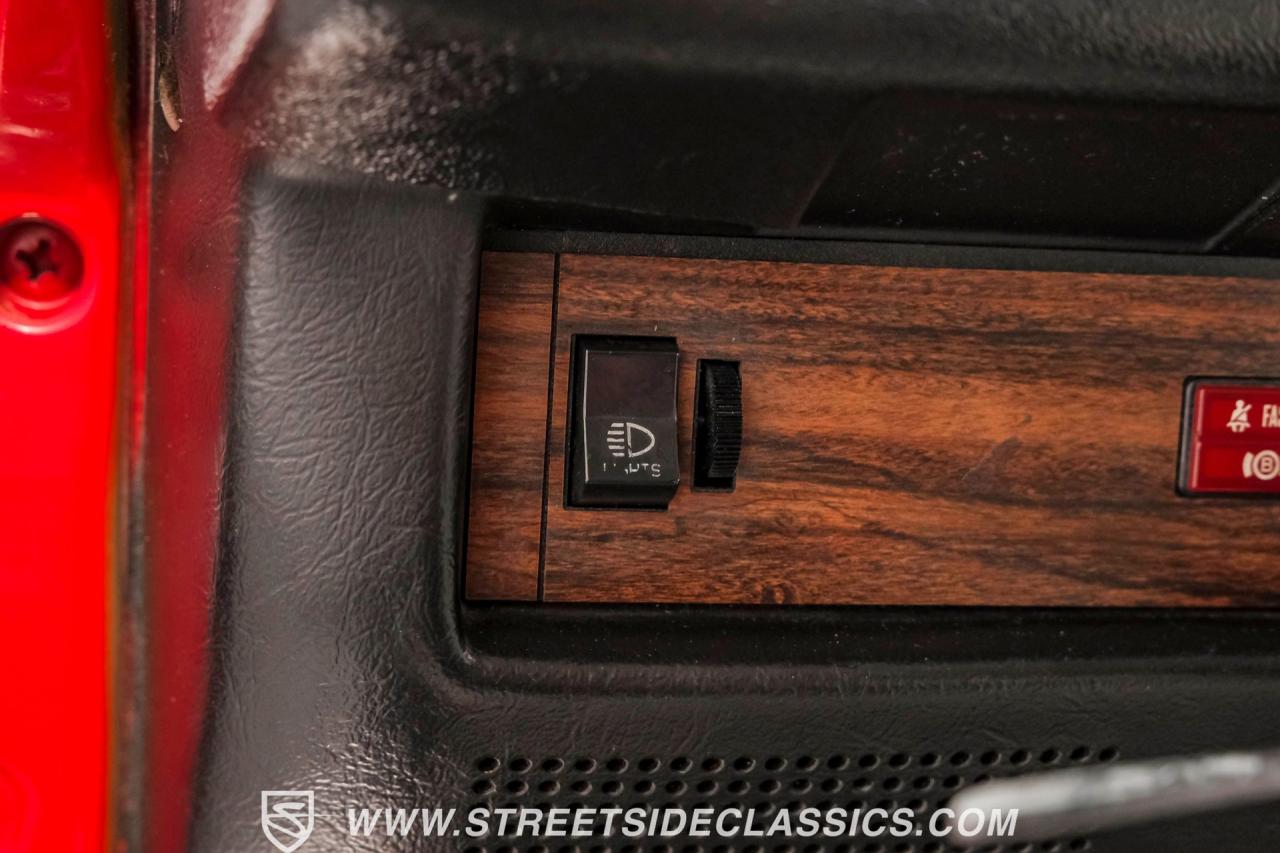 1975 Volkswagen Super Beetle