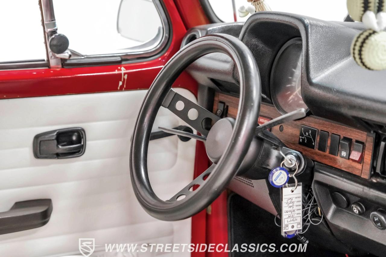 1975 Volkswagen Super Beetle