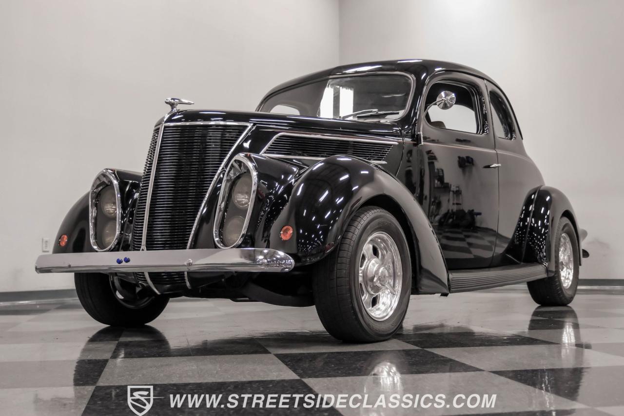 1937 Ford Coupe