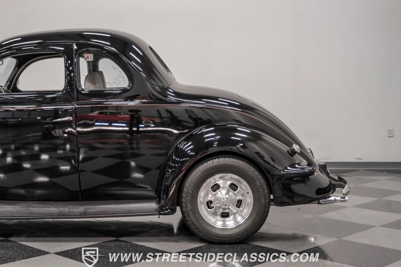 1937 Ford Coupe