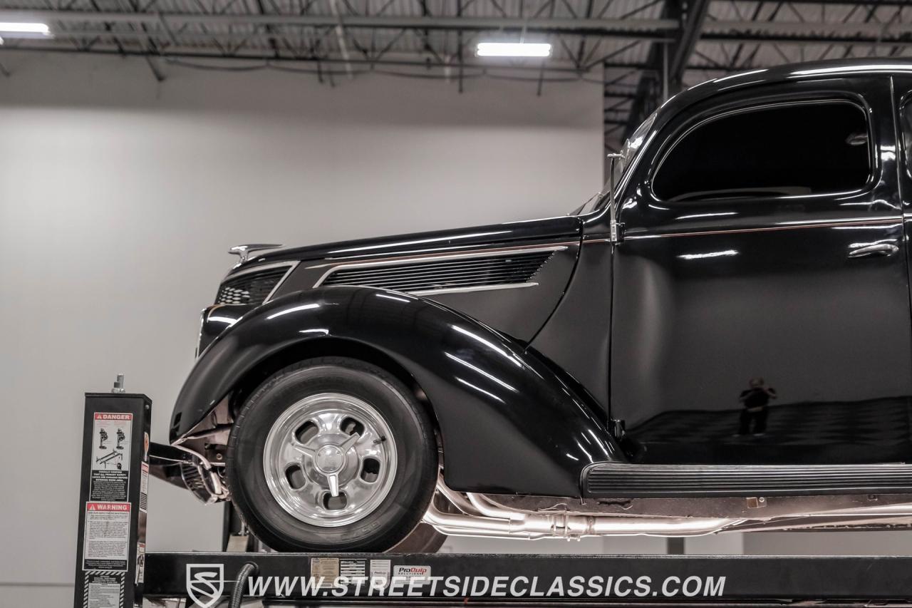 1937 Ford Coupe