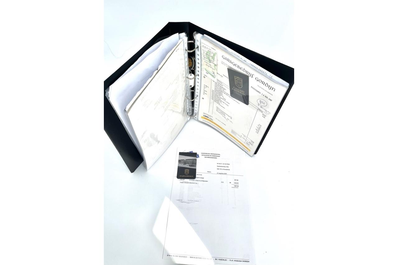 1968 Mercedes - Benz Mercedes Benz 280 SL Pagode &ldquo;with manual gearbox&rdquo;