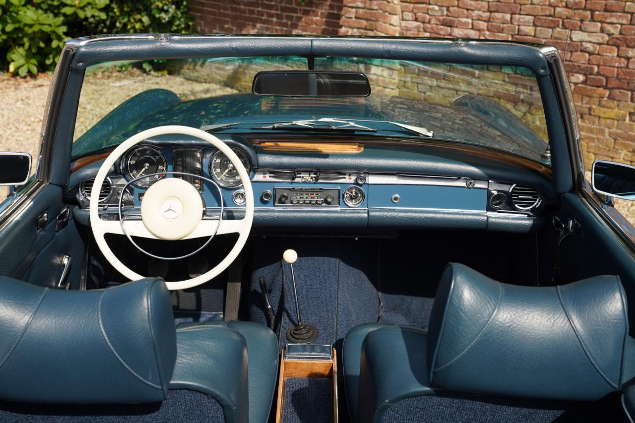1968 Mercedes - Benz Mercedes Benz 280 SL Pagode &ldquo;with manual gearbox&rdquo;