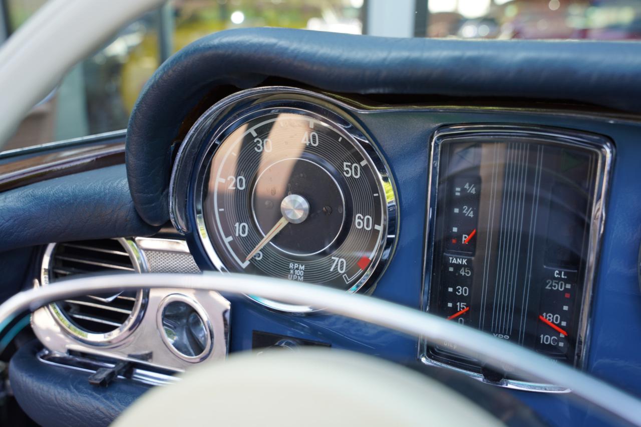 1968 Mercedes - Benz Mercedes Benz 280 SL Pagode &ldquo;with manual gearbox&rdquo;