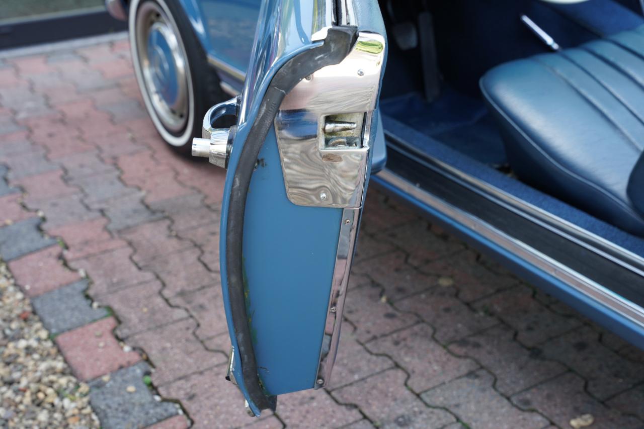 1968 Mercedes - Benz Mercedes Benz 280 SL Pagode &ldquo;with manual gearbox&rdquo;