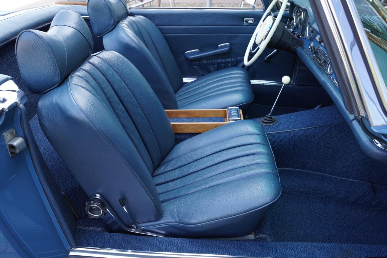 1968 Mercedes - Benz Mercedes Benz 280 SL Pagode &ldquo;with manual gearbox&rdquo;