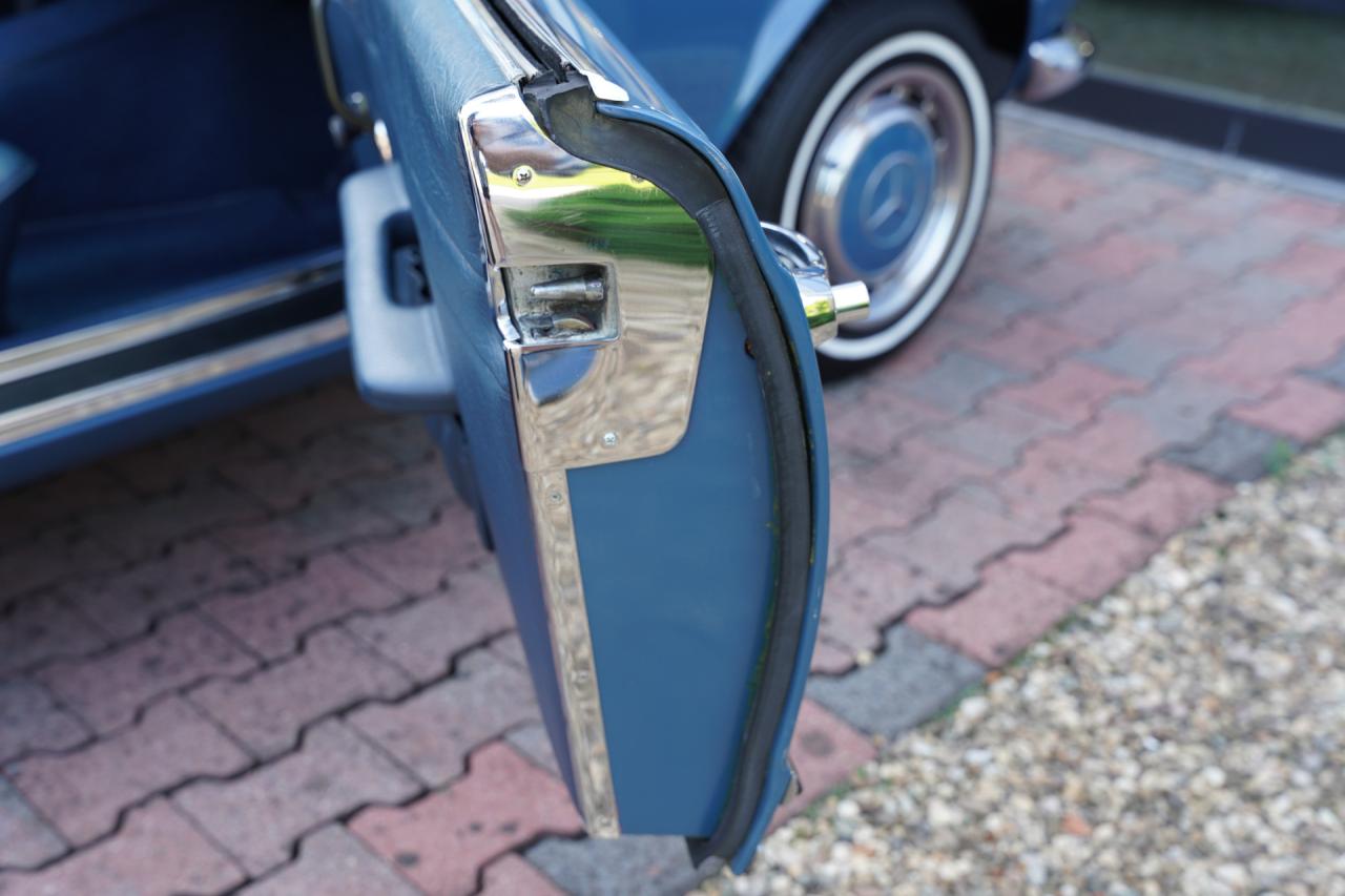 1968 Mercedes - Benz Mercedes Benz 280 SL Pagode &ldquo;with manual gearbox&rdquo;