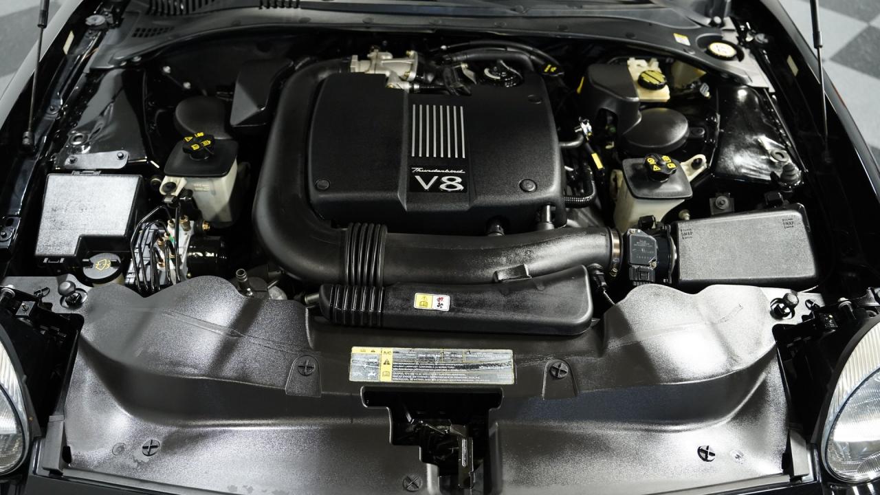 2002 Ford Thunderbird