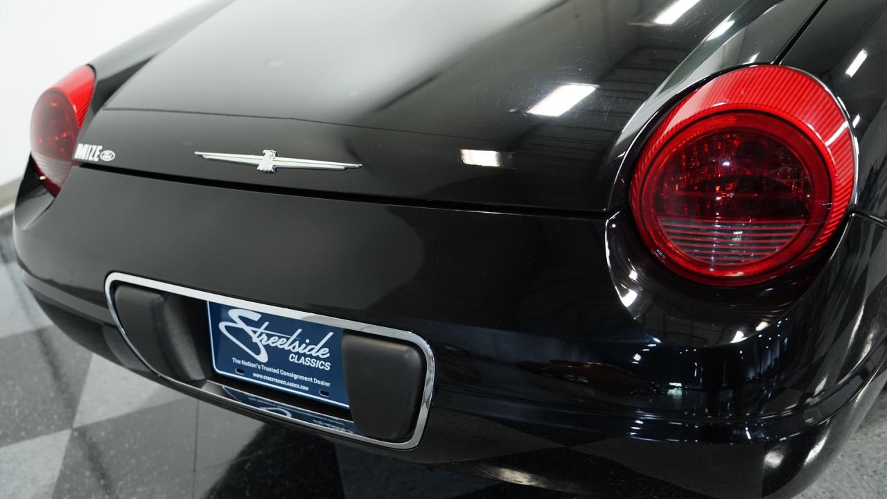 2002 Ford Thunderbird