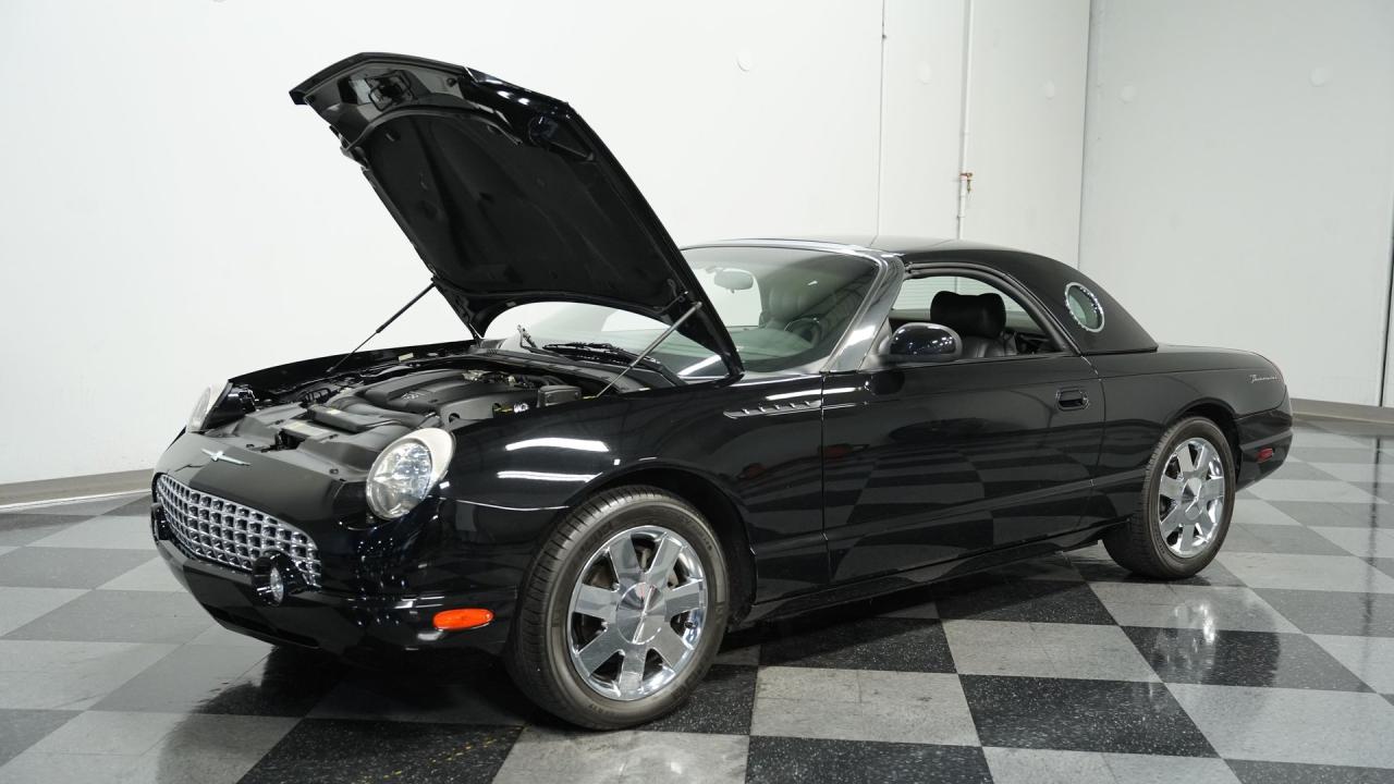 2002 Ford Thunderbird