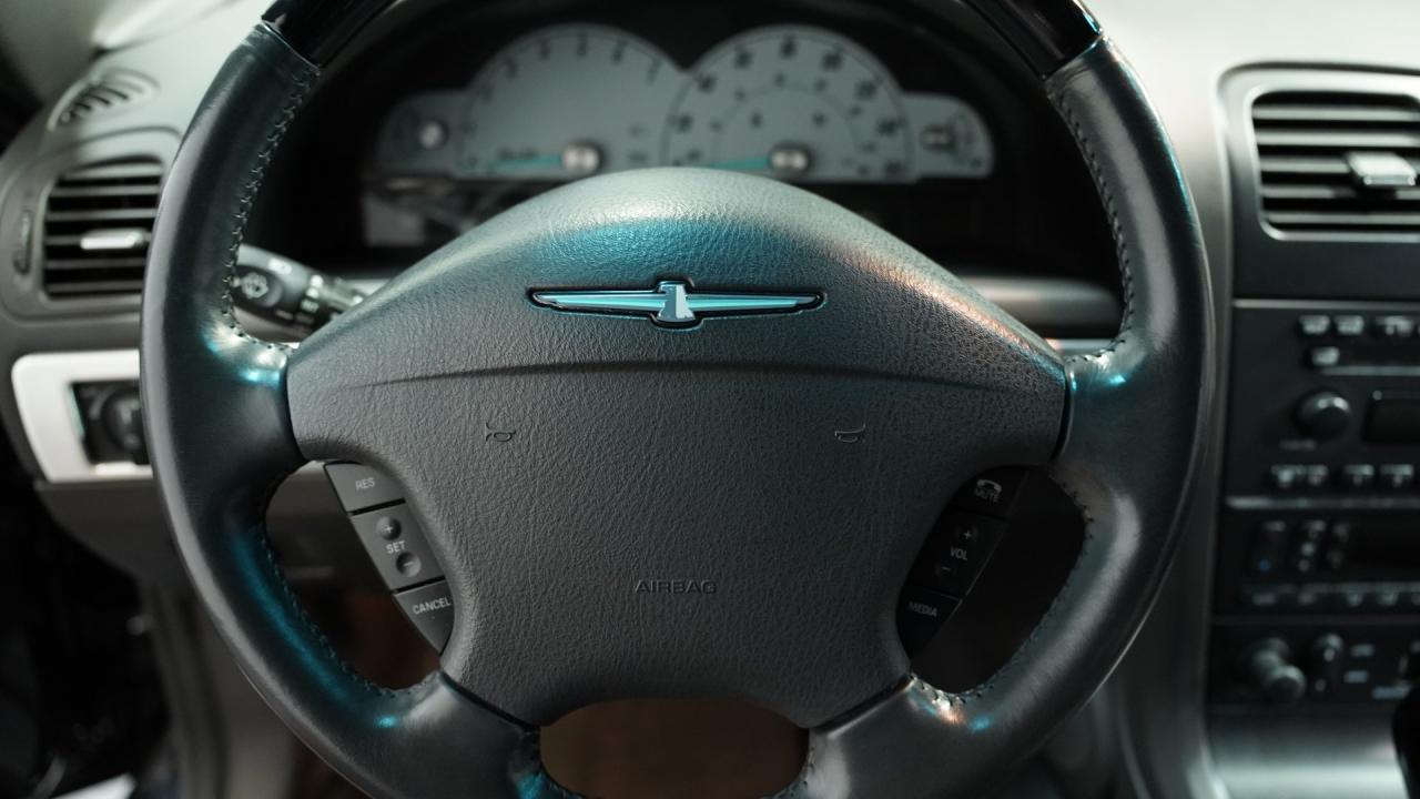 2002 Ford Thunderbird