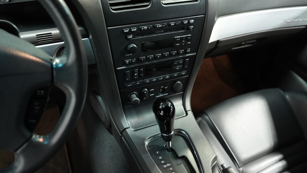 2002 Ford Thunderbird