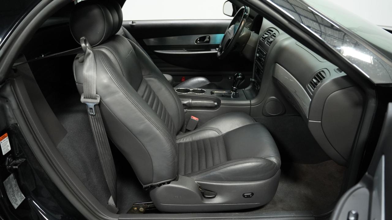 2002 Ford Thunderbird