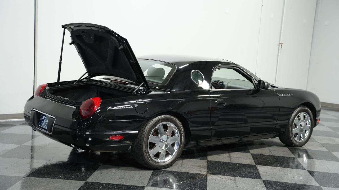 2002 Ford Thunderbird