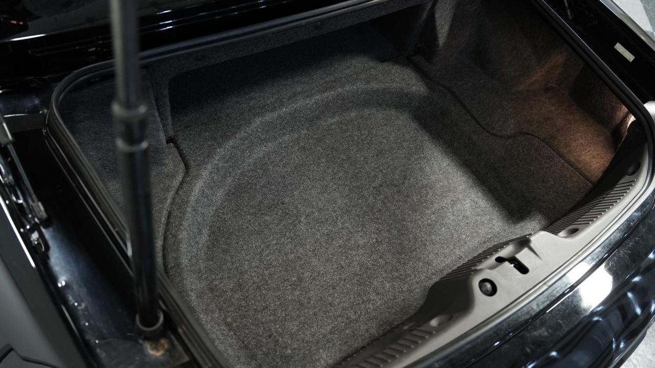 2002 Ford Thunderbird