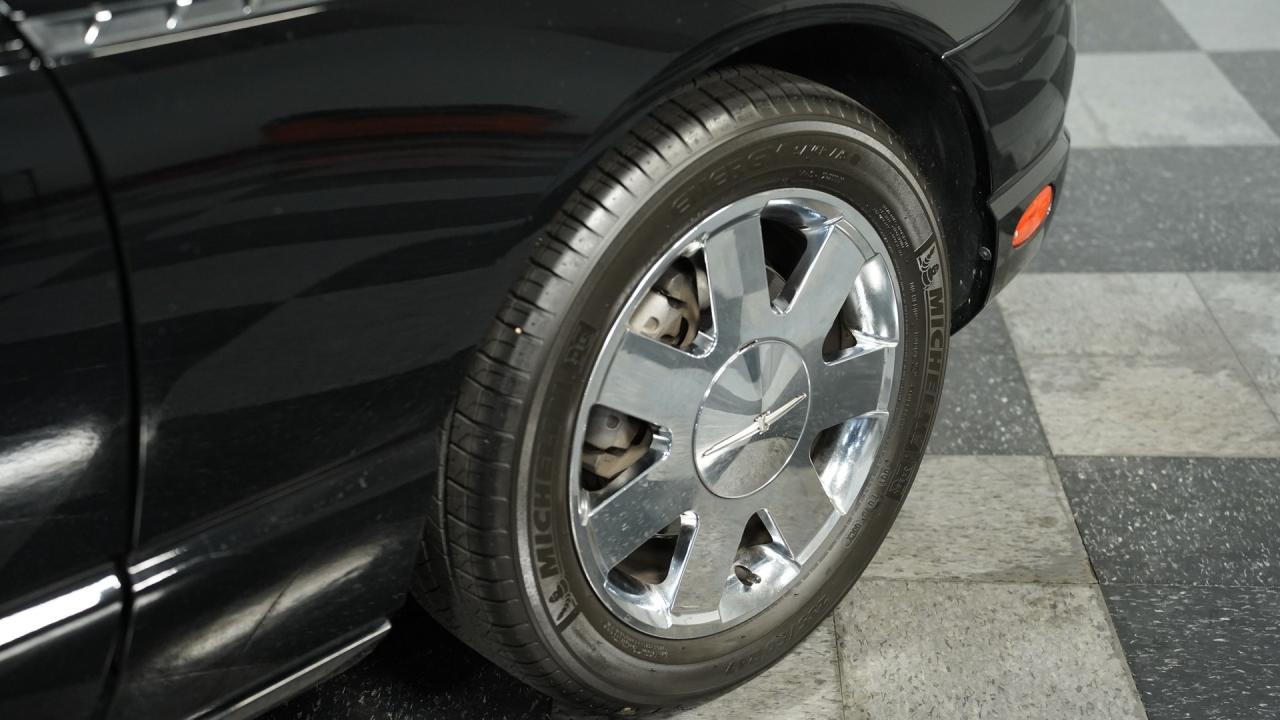 2002 Ford Thunderbird