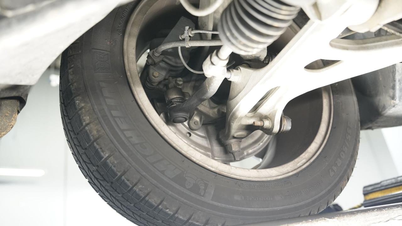 2002 Ford Thunderbird