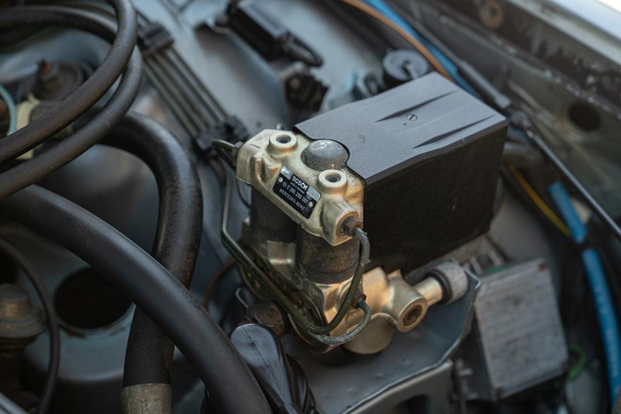 1982 Mercedes - Benz 380 SEC