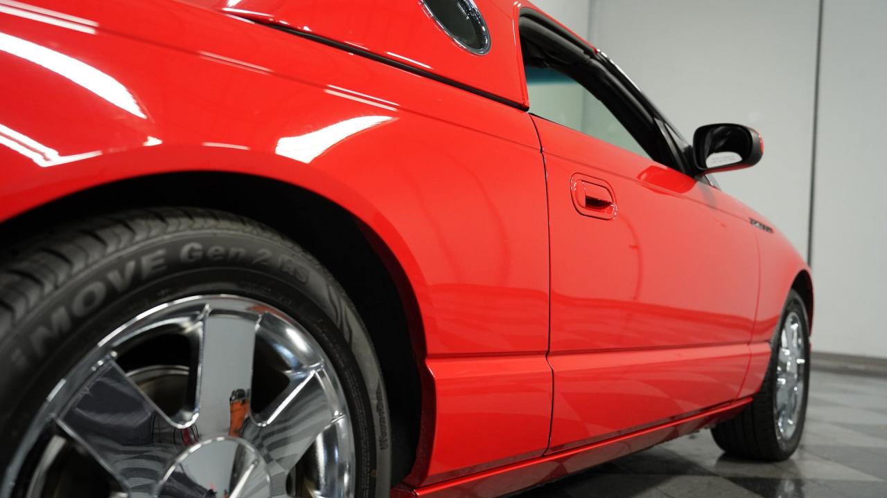 2002 Ford Thunderbird