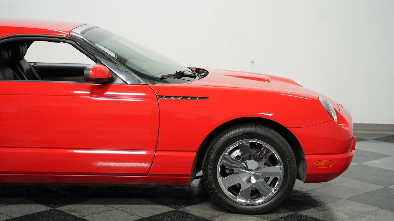 2002 Ford Thunderbird