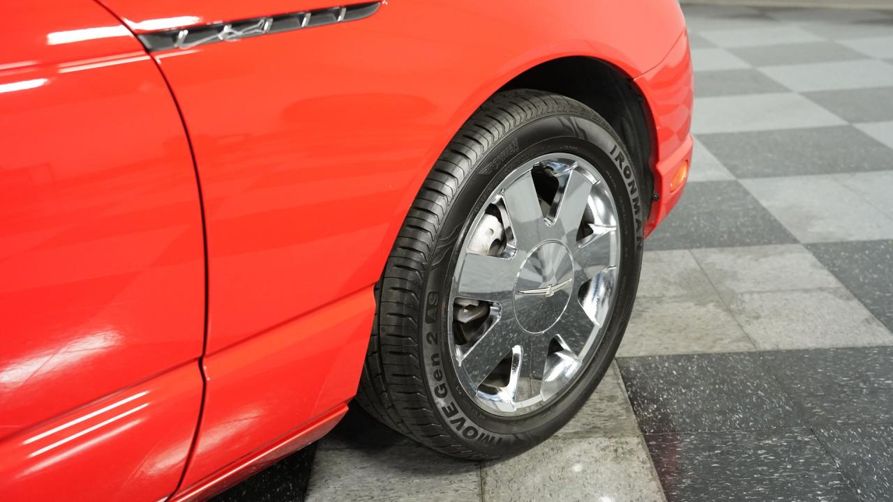 2002 Ford Thunderbird