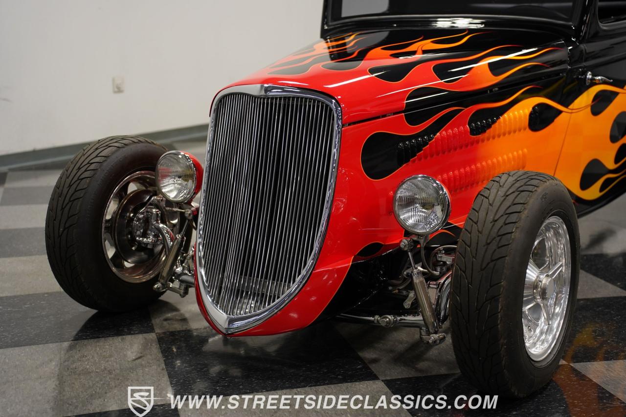 1934 Ford 3-Window Coupe