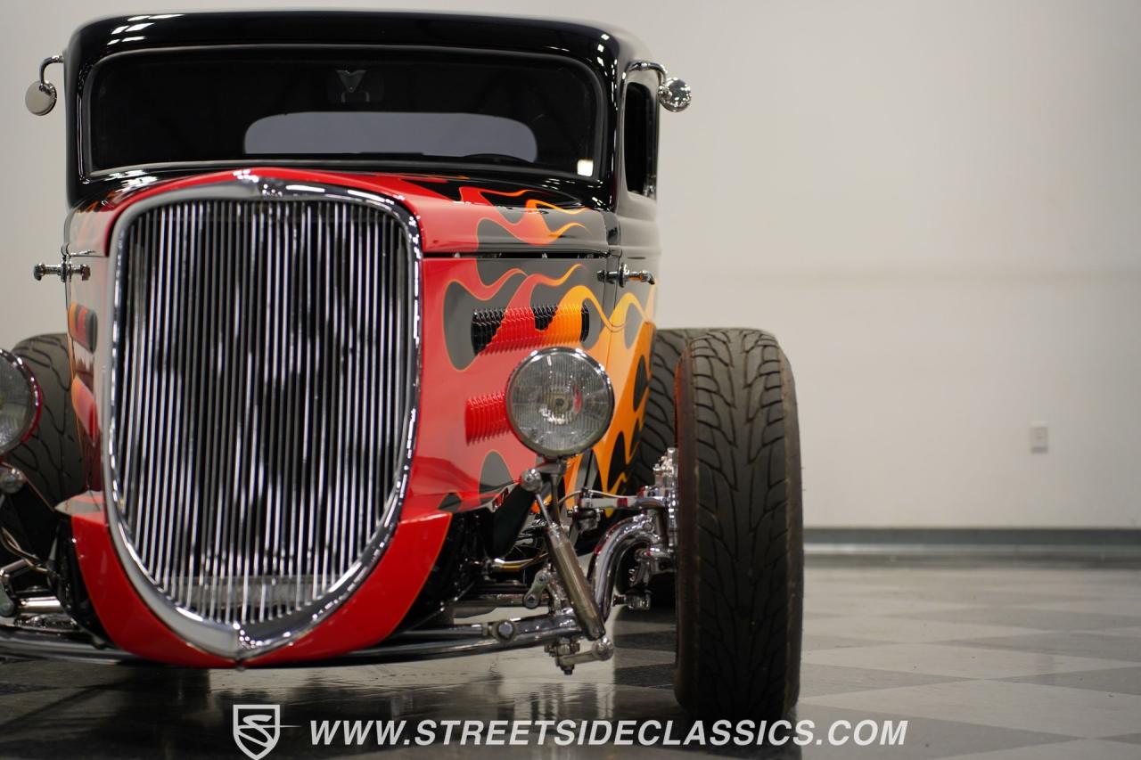 1934 Ford 3-Window Coupe