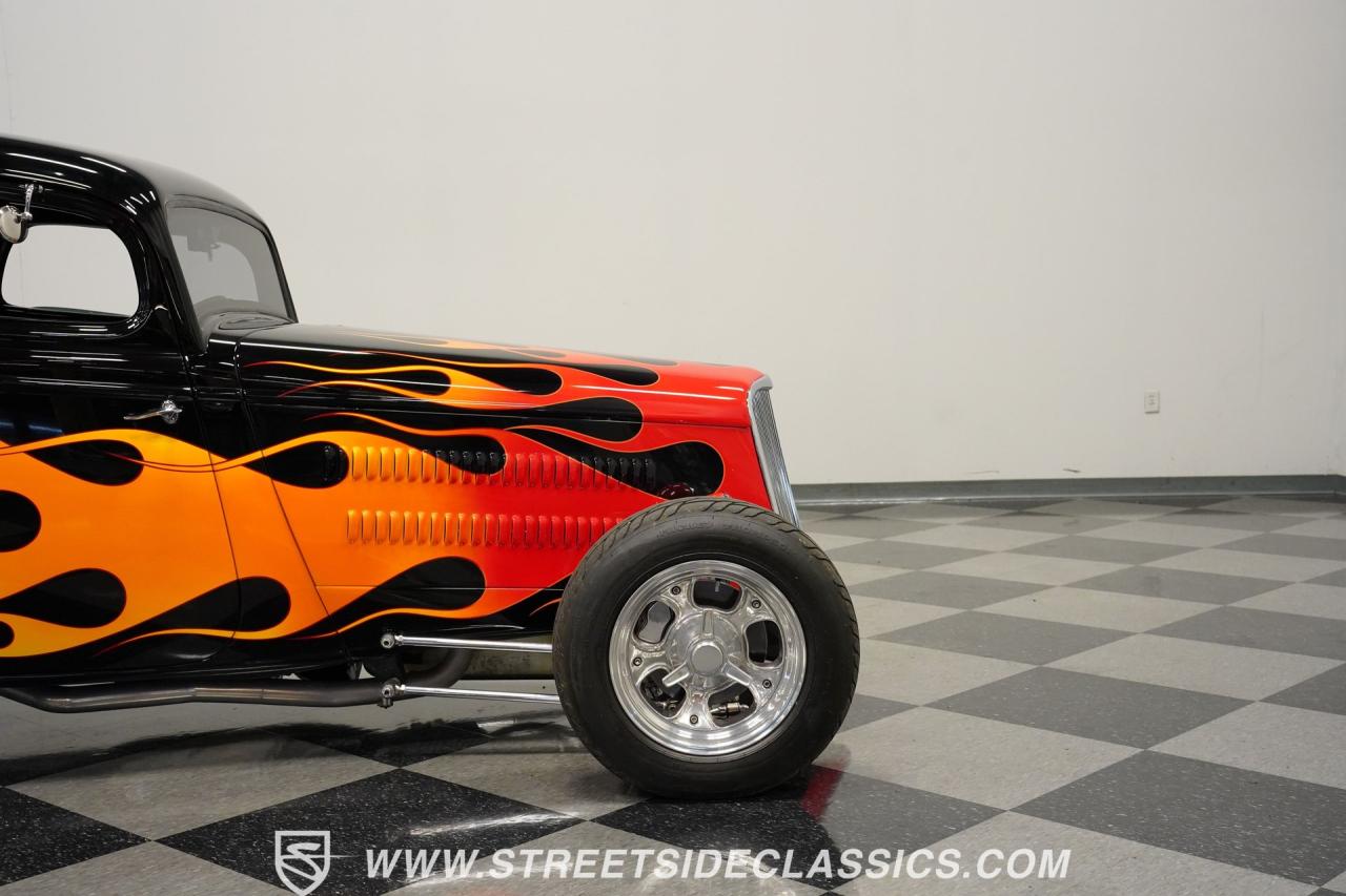 1934 Ford 3-Window Coupe