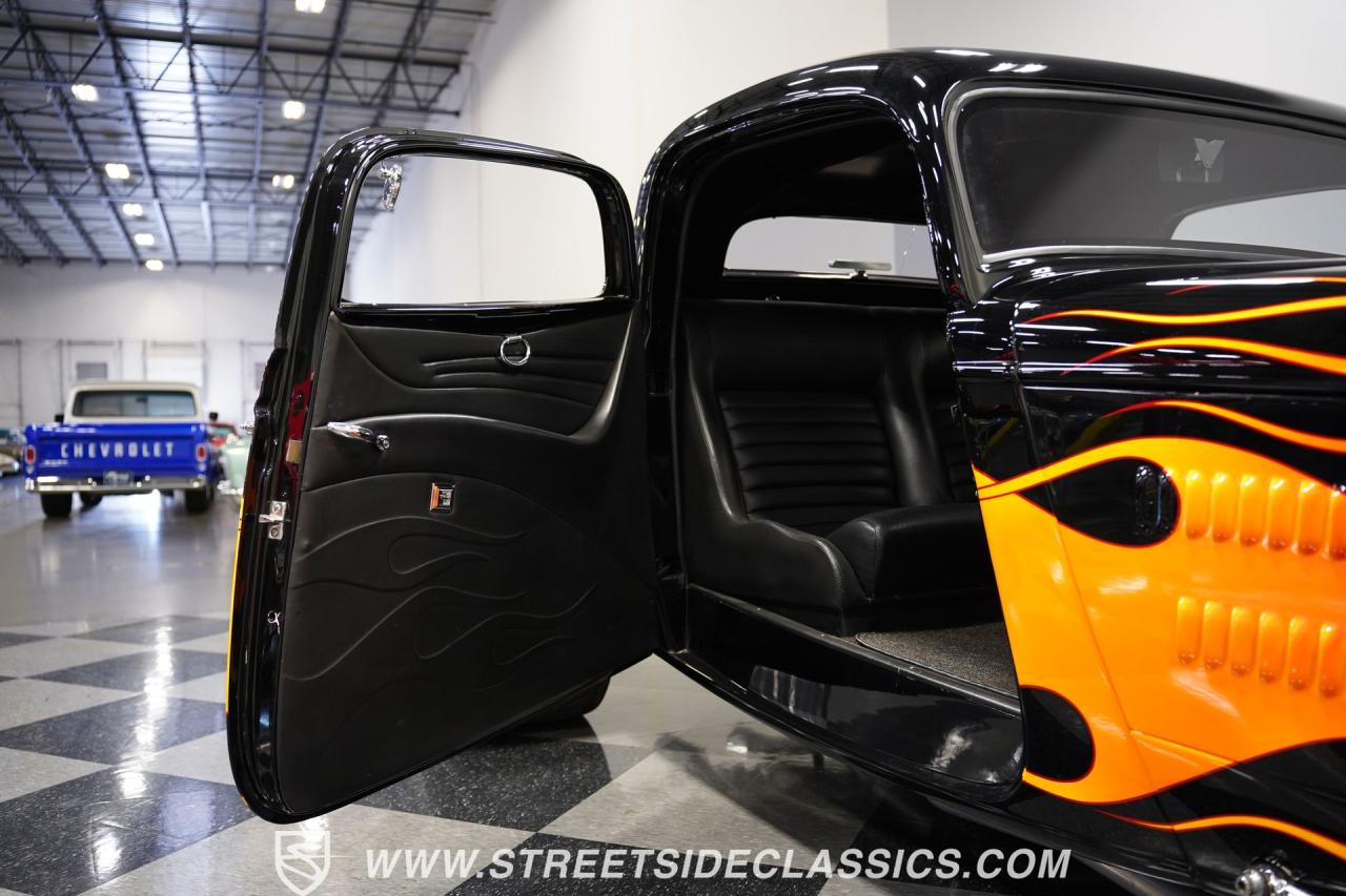 1934 Ford 3-Window Coupe