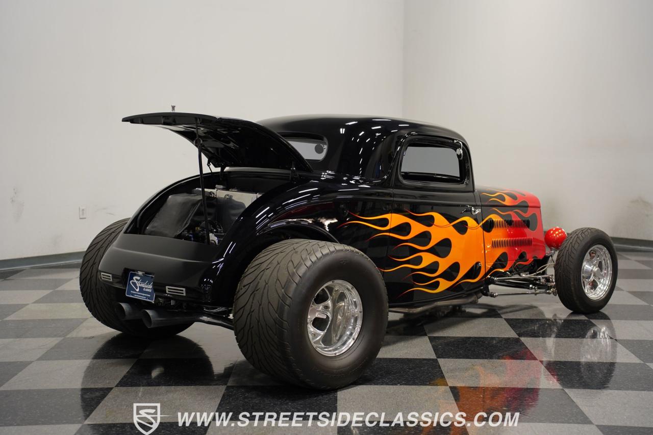 1934 Ford 3-Window Coupe