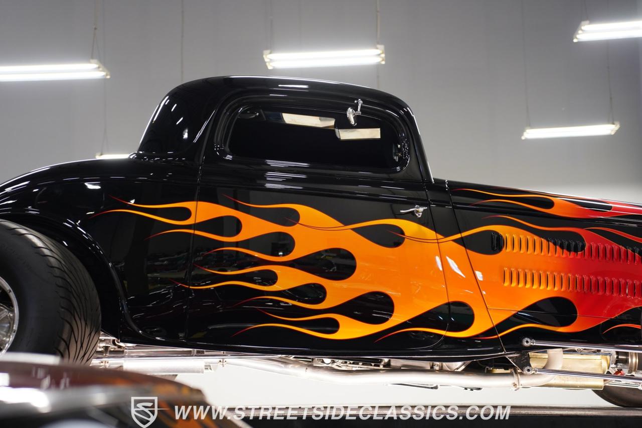 1934 Ford 3-Window Coupe