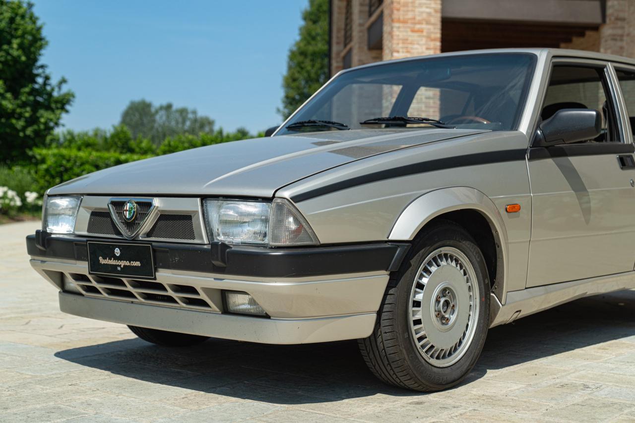 1989 Alfa Romeo 75 2.0