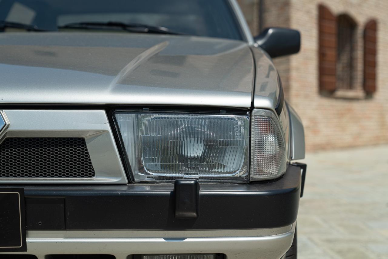 1989 Alfa Romeo 75 2.0