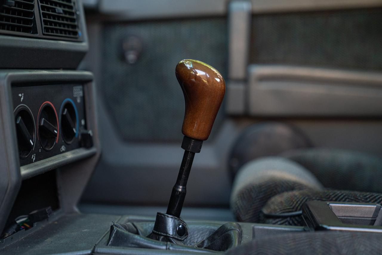 1989 Alfa Romeo 75 2.0